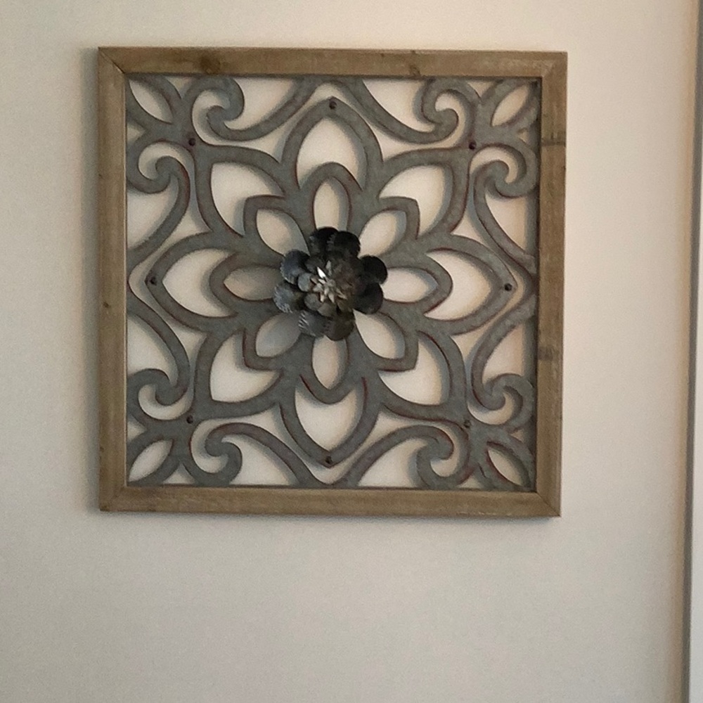 GRANDIN ROAD Heritage Wall Art Flower New in box